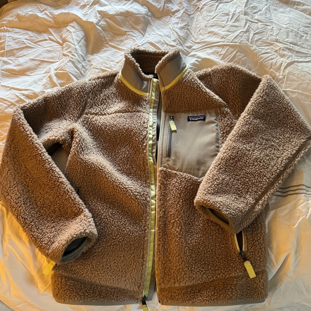 Patagonia Sherpa coat, size L